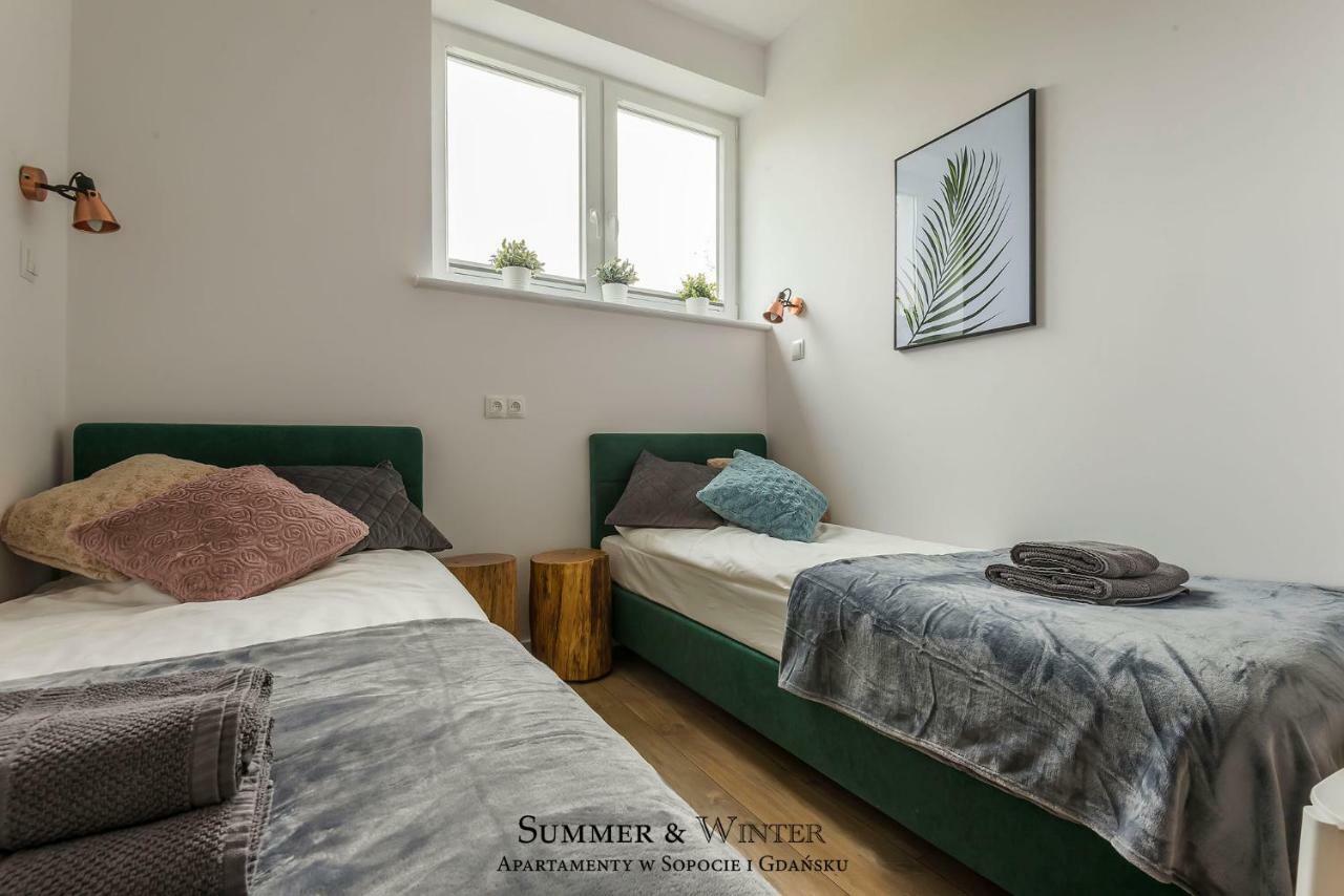 Family Luxury Green Apartment 1-6, 2 Sypialnie I Studio, 52 M2 Гданьск Экстерьер фото